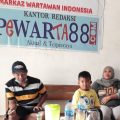 Korban Penganiayaan Datangi Kantor Bersama LSM GAKK, Sambat Lamanya Proses Hukum