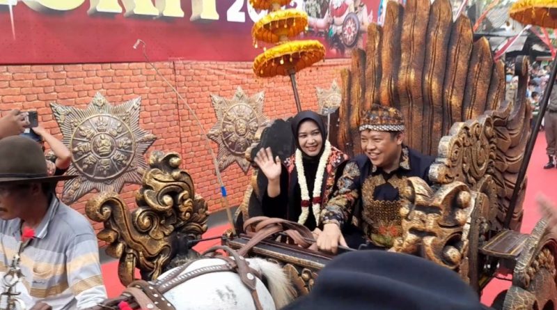 Semarak Hari Jadi ke-104 Kota Mojokerto, Kirab Budaya ‘Mojo Bangkit’ Digelar