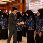 SK CPNS Pemkot Mojokerto Resmi di Terima, Wali Kota Serahkan 98 SK