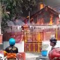 Klenteng Hiap Thian Kion di Mojosari Dilalap Sijago Merah