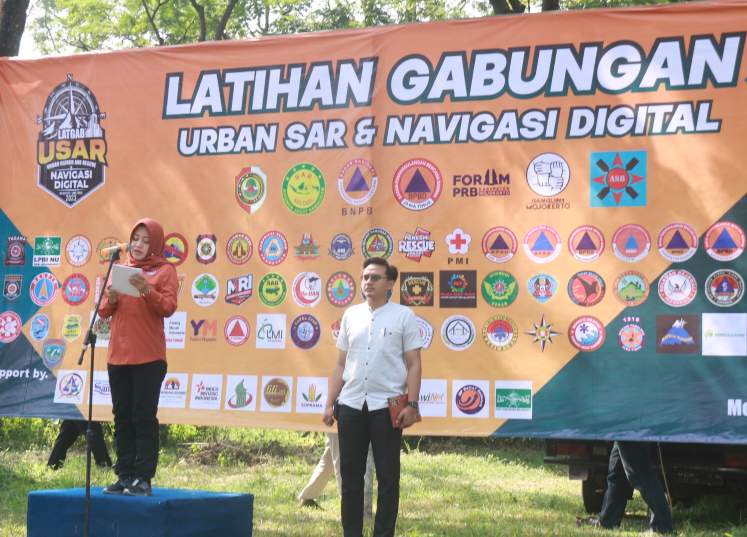 Buka Latgab Relawan, Bupati Ikfina Harapkan Relawan Semakin Profesional