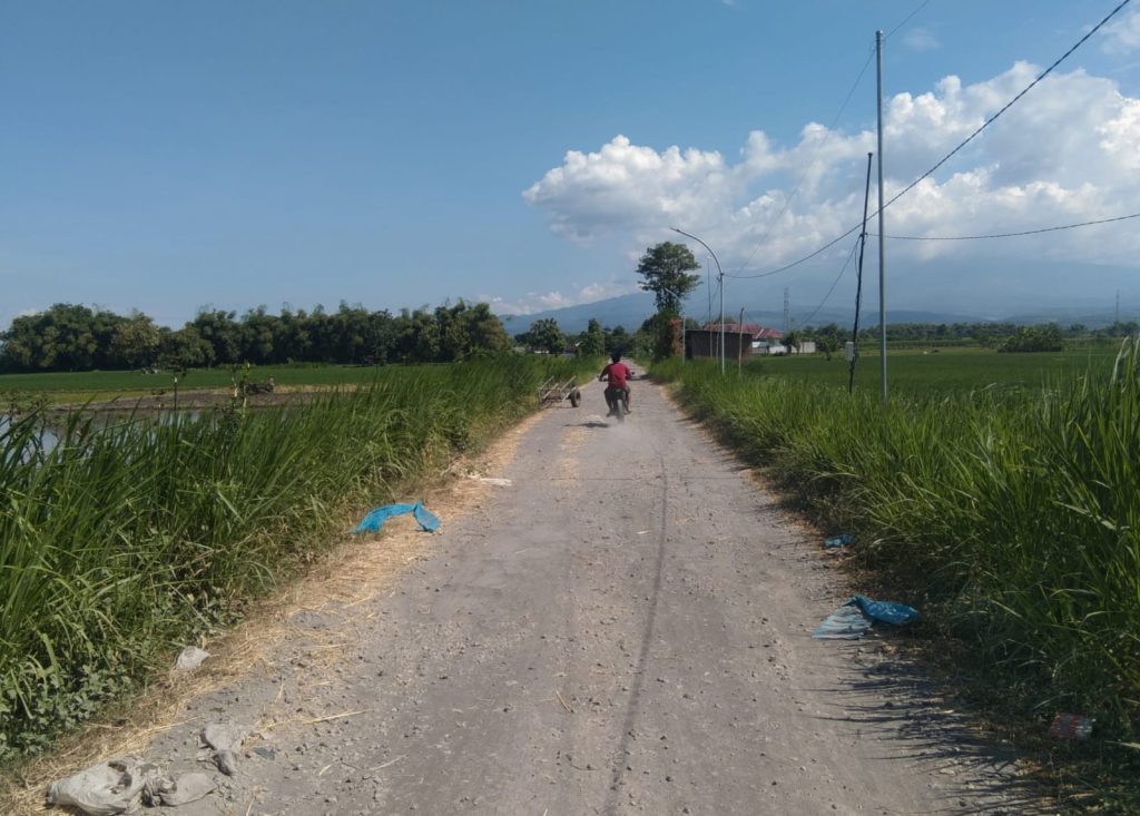 Ngeri..!!!, 18 Tahun Akses Jalan Poros Penghubung Antar 5 Desa di Nganjuk Tak Tersentuh Pembangunan Jalan