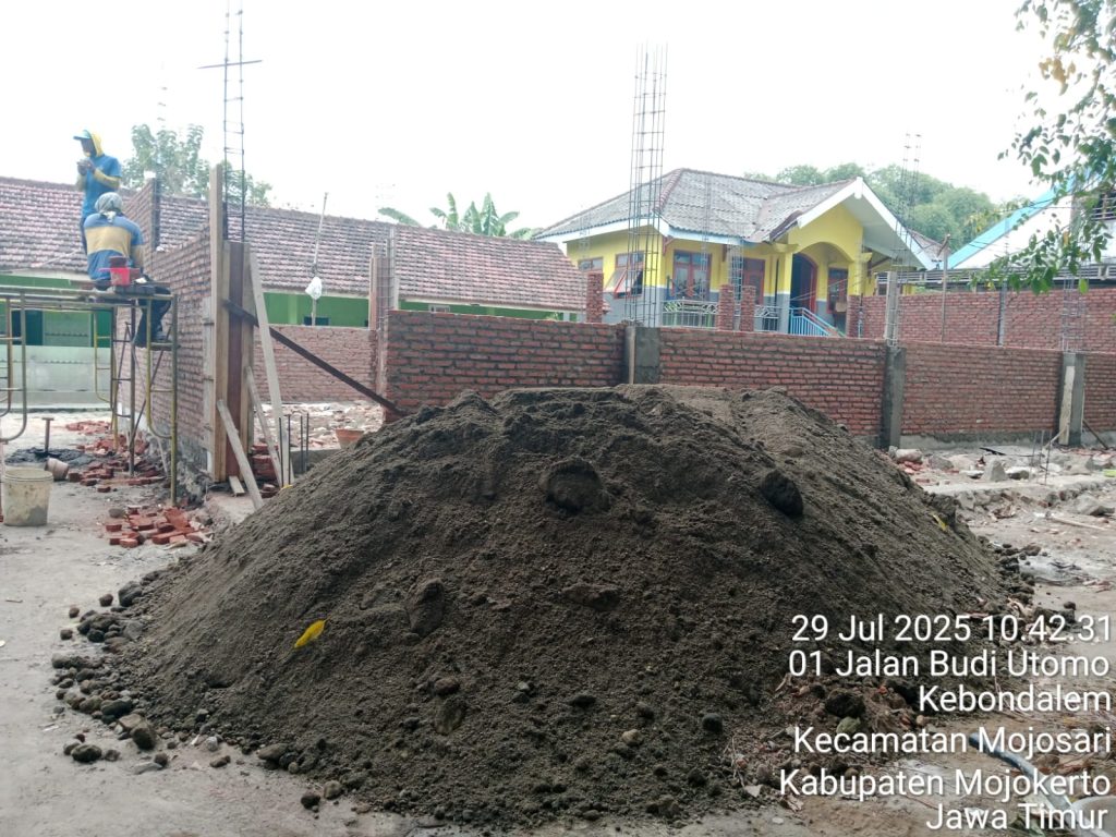 Disdik Kabupaten Mojokerto Tingkatkan Mutu Pendidikan, SDN Kebondalem Dibangun RKB