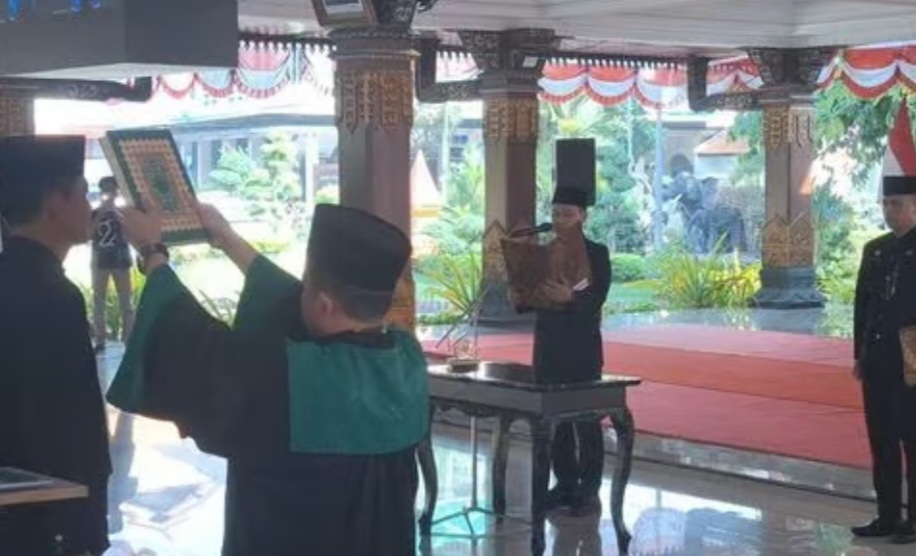 Belasan Pejabat Pemkab Mojokerto Dimutasi, Bupati Tegaskan Tak Ada Pungutan